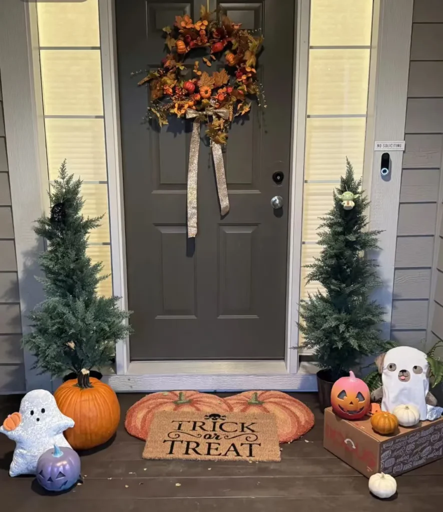 Suburban front porch with Halloween yard decor for Q4 dropshipping guide