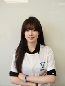 Yoofar senior dropshipping agent Hebe Yang
