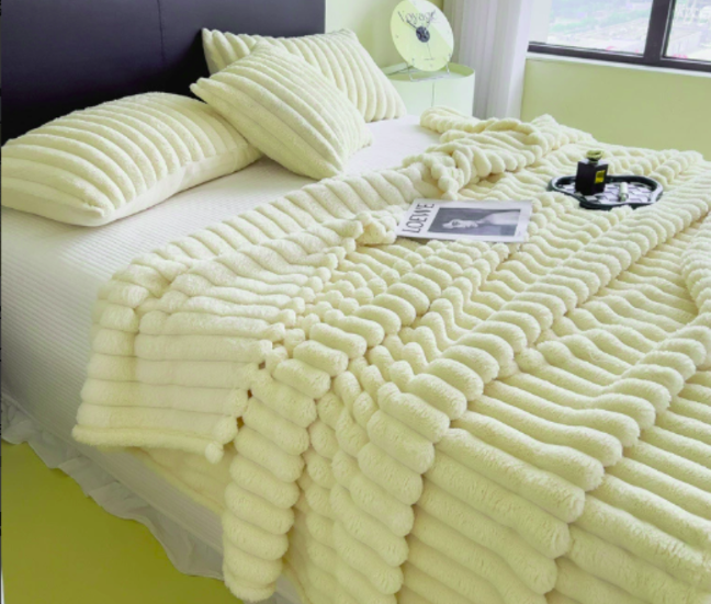 Yoofar sample cozy home bedding, throw blankets, bedding sets, plush pillows, warm home essentials for dropshipping